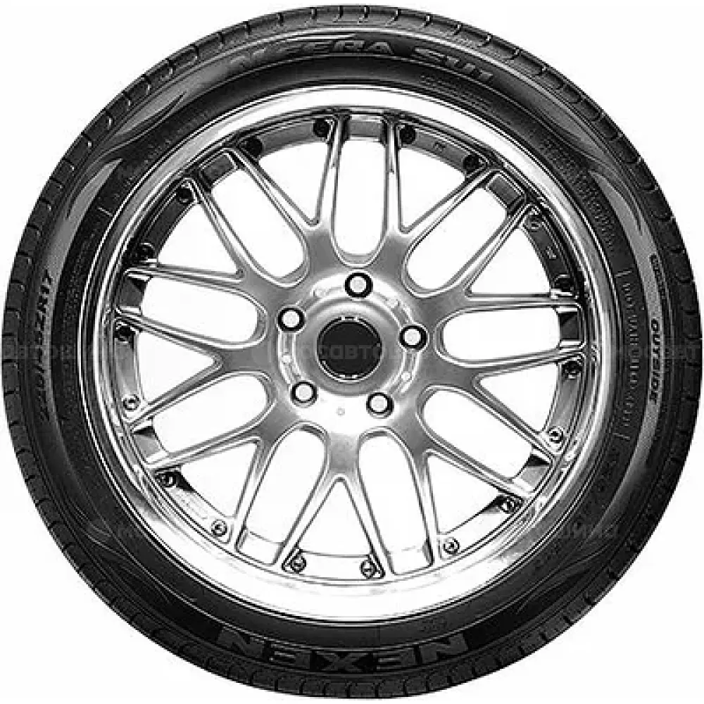 Nexen N'Fera SU1 215/55 R17 94V