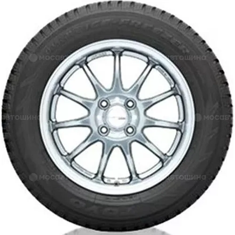 Toyo Observe Ice-Freezer 275/35 R20 102T