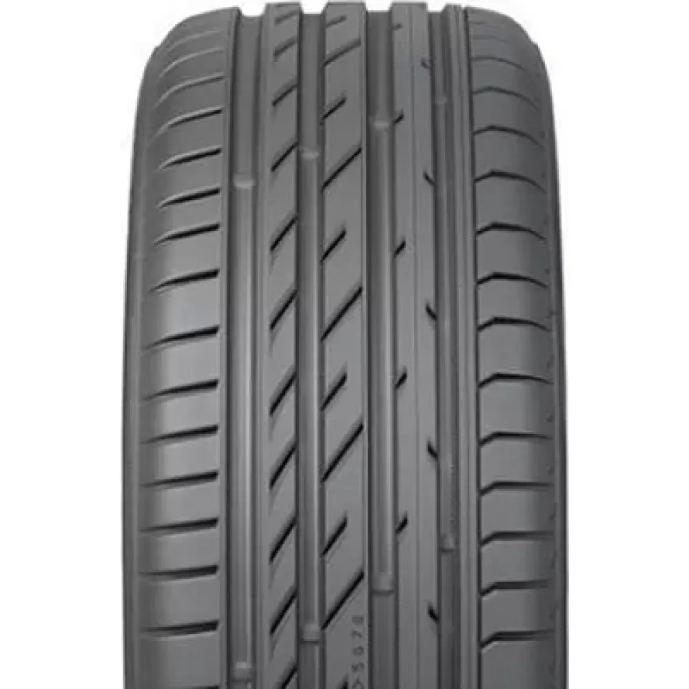Ikon Nordman SZ2 245/45 R18 100W XL