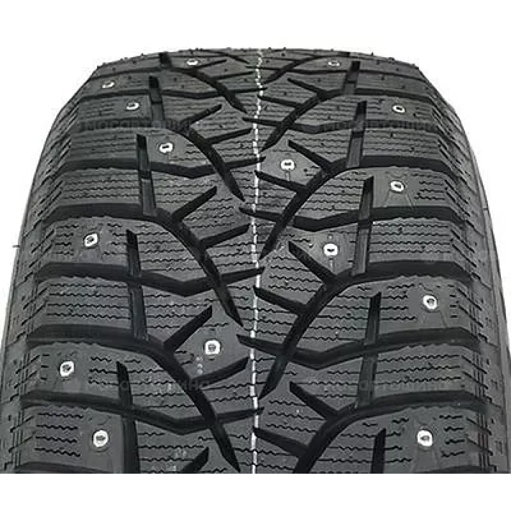 Bridgestone Blizzak Spike-02 235/40 R18 91T