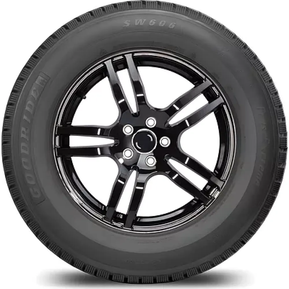Goodride SW606 235/70 R16 106T