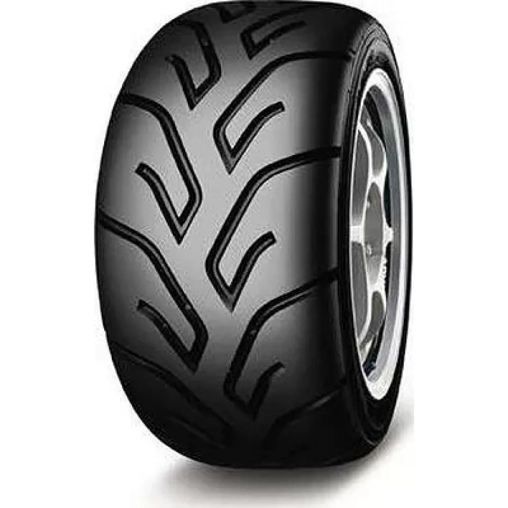 Yokohama Advan A048 235/40 R18 91Y