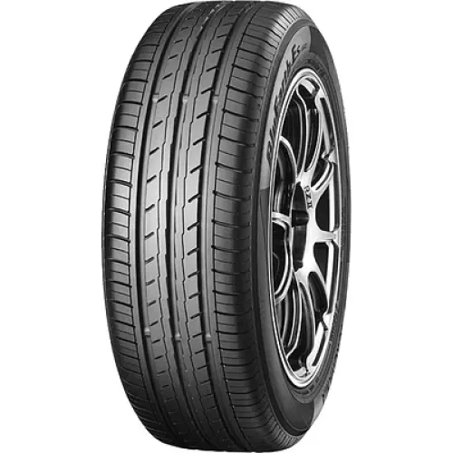 Yokohama Bluearth ES32 215/55 R16 97V