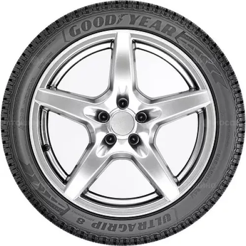 Goodyear UltraGrip 8 Performance 225/55 R17 101V XL