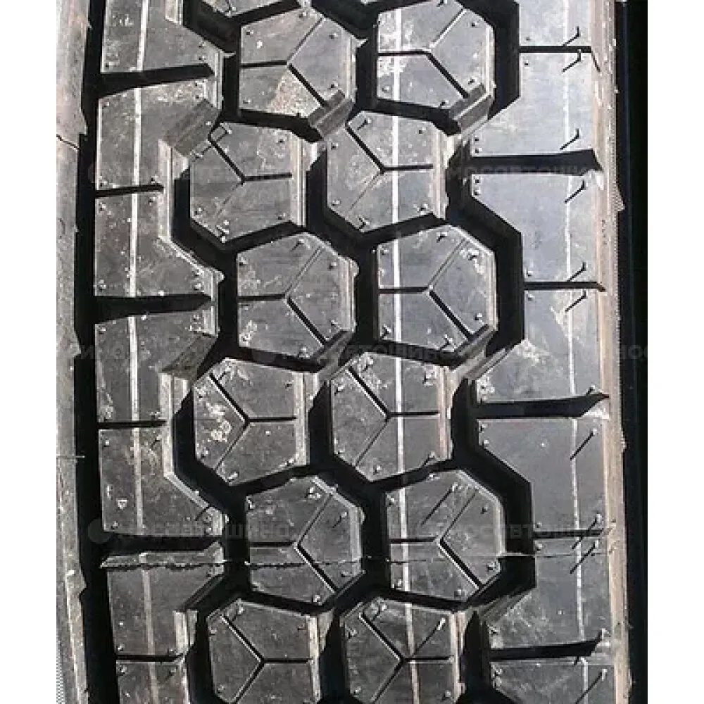 LingLong D955 245/70 R19,5 136/134M ved16PR (Ведущая ось)